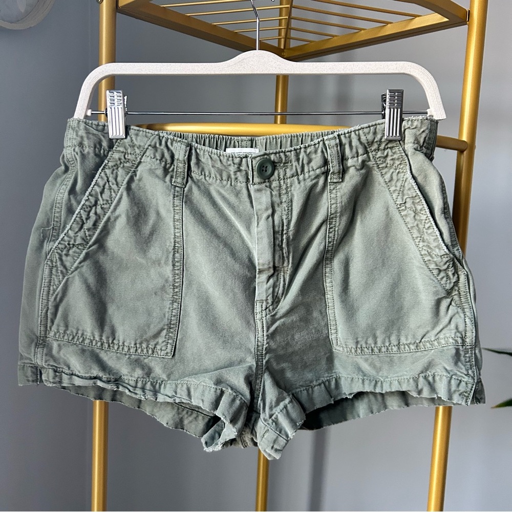 Aerie Sunshine Olive Beach Summer Shorts size M
